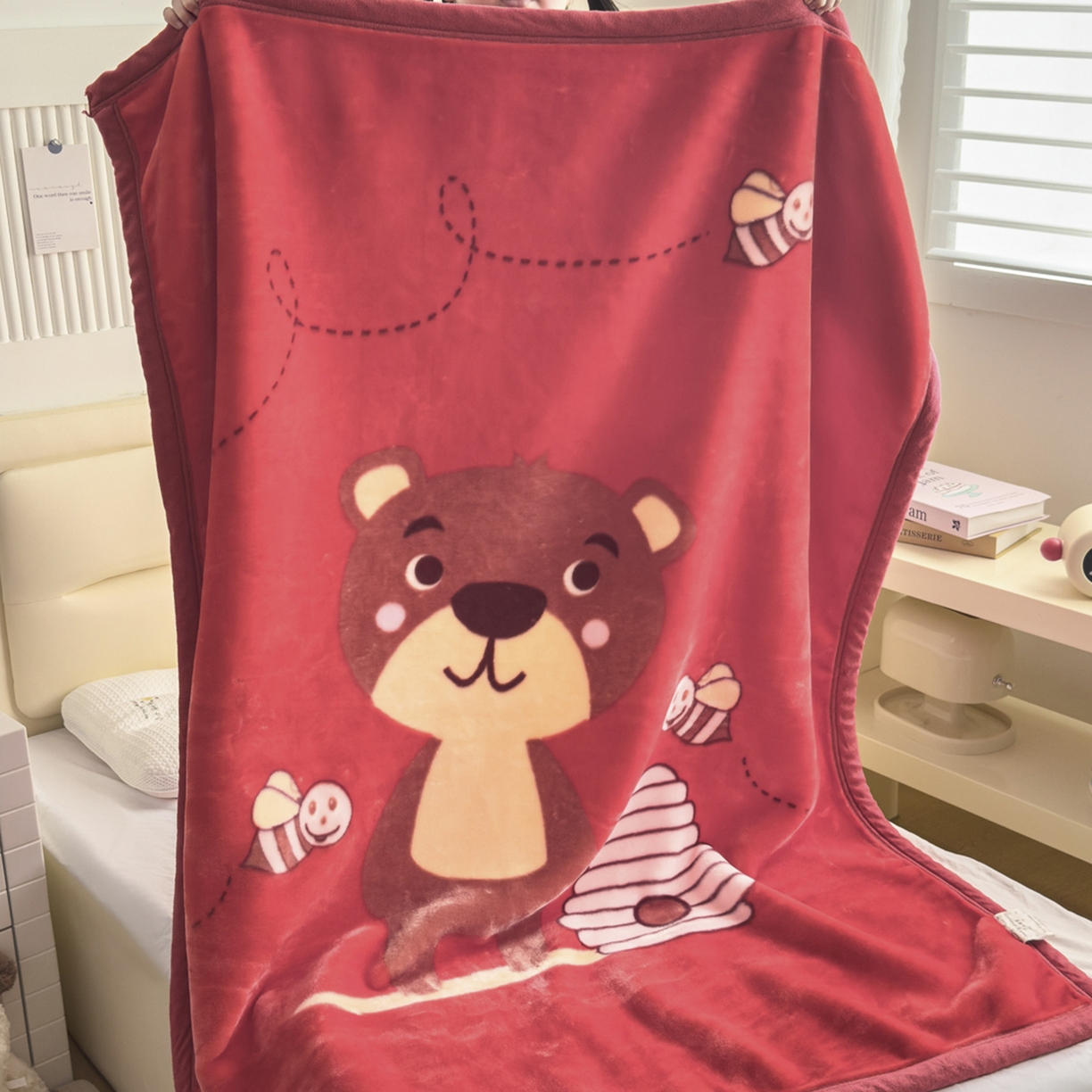 91家纺网 家纺一手货源 找家纺 爱彼家纺 2025冬季新款拉舍尔童毯毛毯毯子-系列二 拉舍尔童毯-兄弟-家06大红