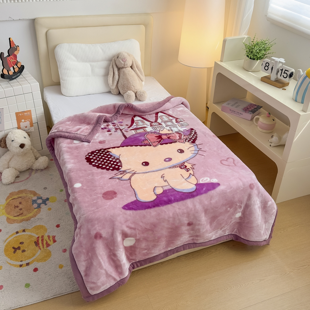 91家纺网 家纺一手货源 找家纺 爱彼家纺 2025冬季新款拉舍尔童毯毛毯毯子-系列二 拉舍尔童毯-kt猫紫