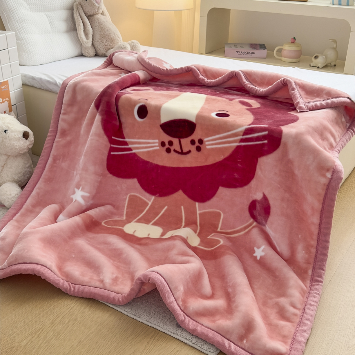 91家纺网 家纺一手货源 找家纺 爱彼家纺 2025冬季新款拉舍尔童毯毛毯毯子-系列二 拉舍尔童毯-暖阳西子04卡琪