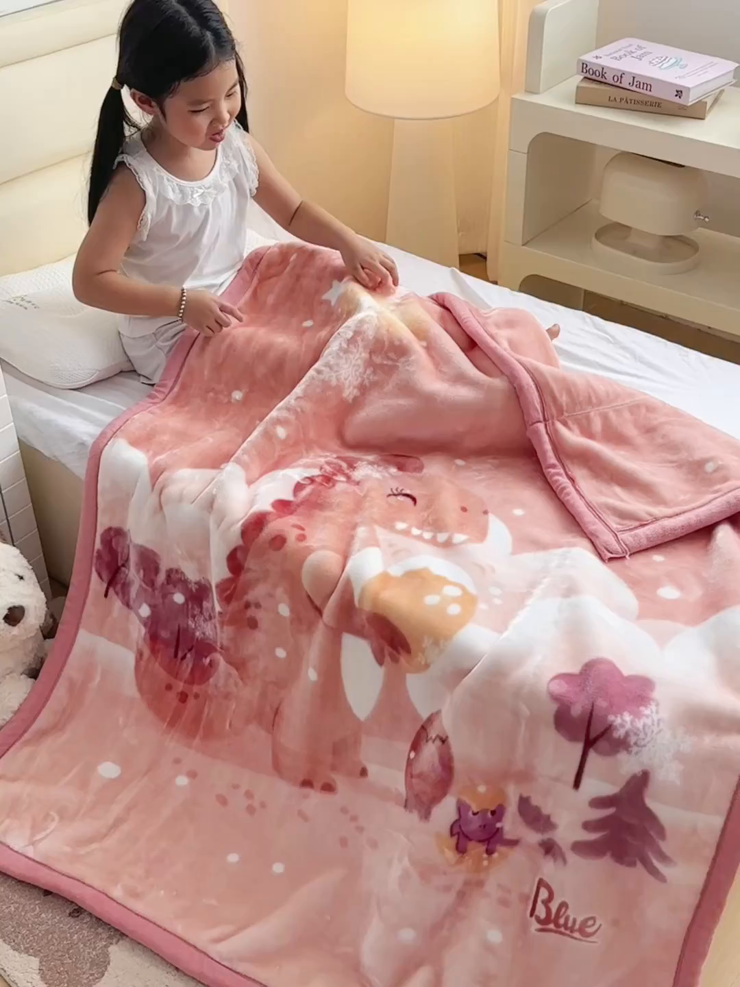 91家纺网 家纺一手货源 找家纺 爱彼家纺 2025冬季新款拉舍尔童毯毛毯毯子-系列二 拉舍尔童毯-冰雪恐龙09肉驼