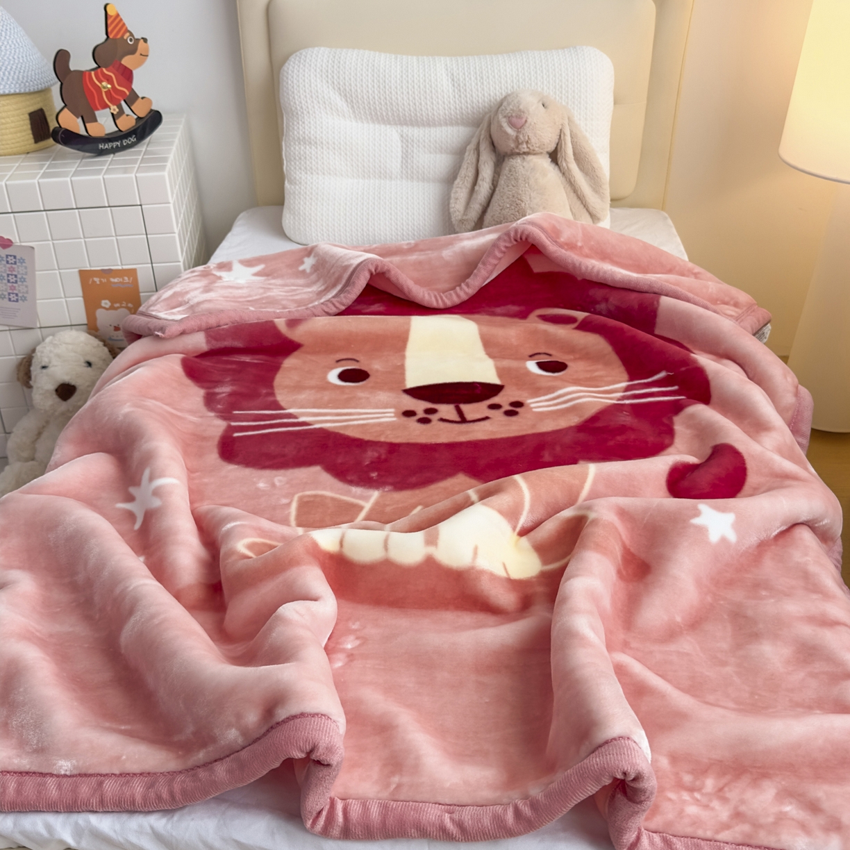 91家纺网 家纺一手货源 找家纺 爱彼家纺 2025冬季新款拉舍尔童毯毛毯毯子-系列二 拉舍尔童毯-暖阳西子04卡琪