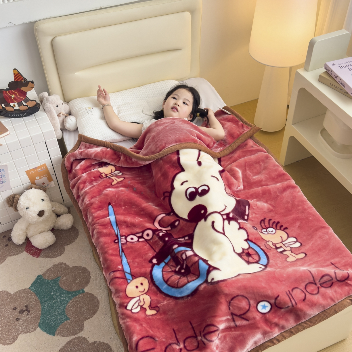 91家纺网 家纺一手货源 找家纺 爱彼家纺 2025冬季新款拉舍尔童毯毛毯毯子-系列二 拉舍尔童毯-01宝妈带娃