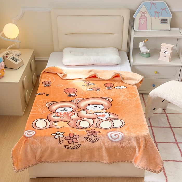 91家纺网 家纺一手货源 找家纺 爱彼家纺 2025新款拉舍尔单层云绒保暖柔软童毯盖毯毯子-系列三 单层云绒童毯-快乐小熊-浅咖