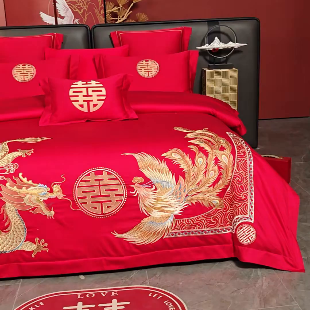 91家纺网 家纺一手货源 找家纺 置顶家纺 2025新款新中式婚庆亲肤棉绣花四件套 龙凤祥瑞-金大红