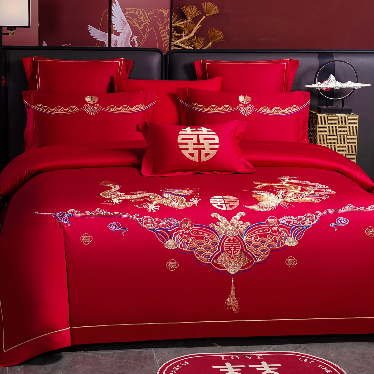 91家纺网 家纺一手货源 找家纺 置顶家纺 2025新款新中式婚庆亲肤棉绣花四件套 金龙瑞凤-金大红