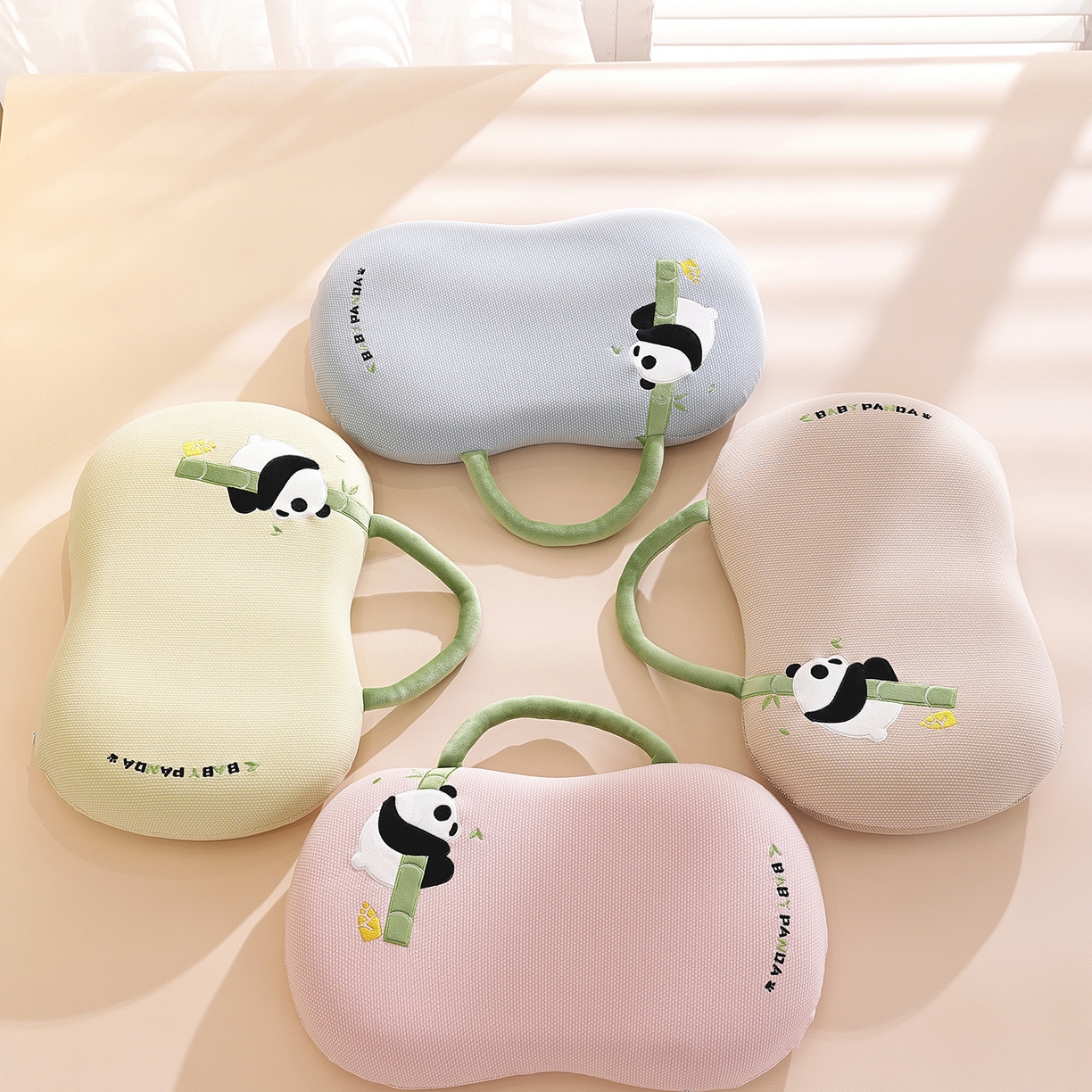 91家纺网 家纺一手货源 找家纺 仁宇枕业 2025新款新品暖绒节节高熊猫儿童手提猫肚记忆枕头枕芯 组合图