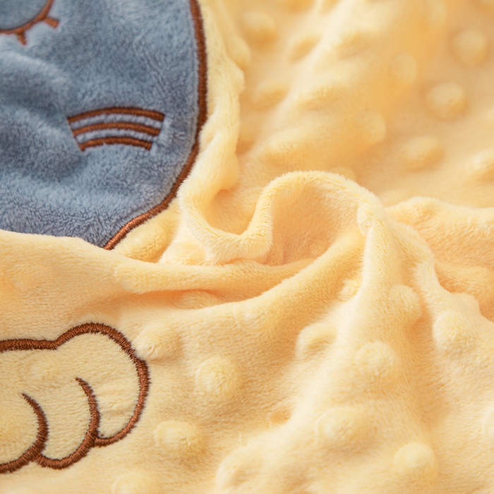 91家纺网 家纺一手货源 找家纺 仁宇枕业 2025新款新品儿童幼儿园学生儿童枕头羽丝绒全荞麦枕头枕芯 豆豆猫安抚枕-黄色