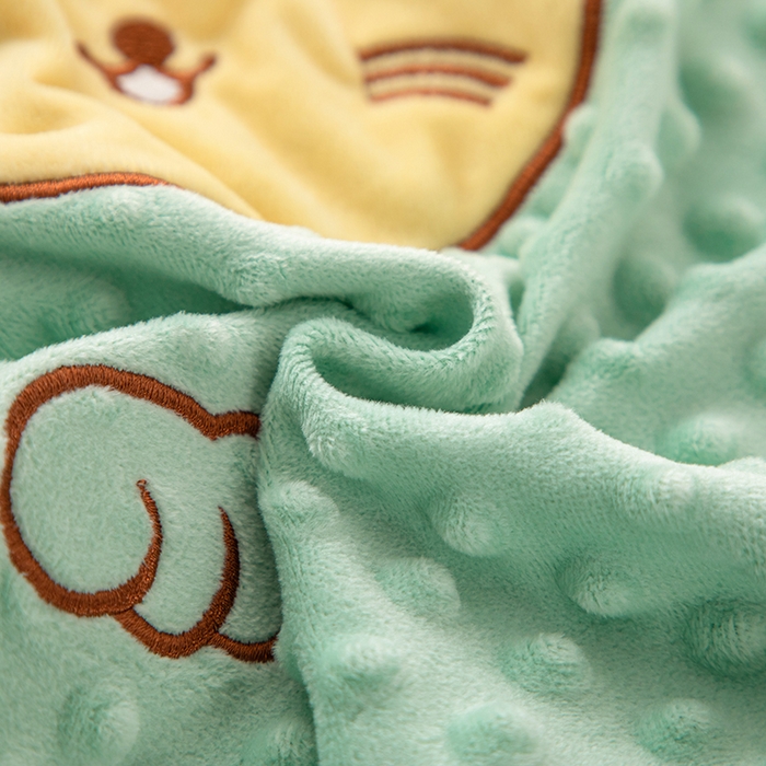 91家纺网 家纺一手货源 找家纺 仁宇枕业 2025新款新品儿童幼儿园学生儿童枕头羽丝绒全荞麦枕头枕芯 豆豆猫安抚枕-绿色