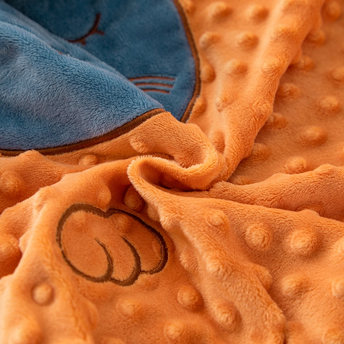 91家纺网 家纺一手货源 找家纺 仁宇枕业 2025新款新品儿童幼儿园学生儿童枕头羽丝绒全荞麦枕头枕芯 豆豆猫安抚枕-橙色