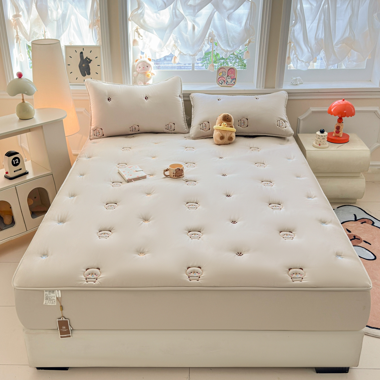 91家纺网 家纺一手货源 找家纺 糯米猪家纺 2025新款A类卡皮巴拉全棉夹棉床笠 卡皮巴拉-卡其