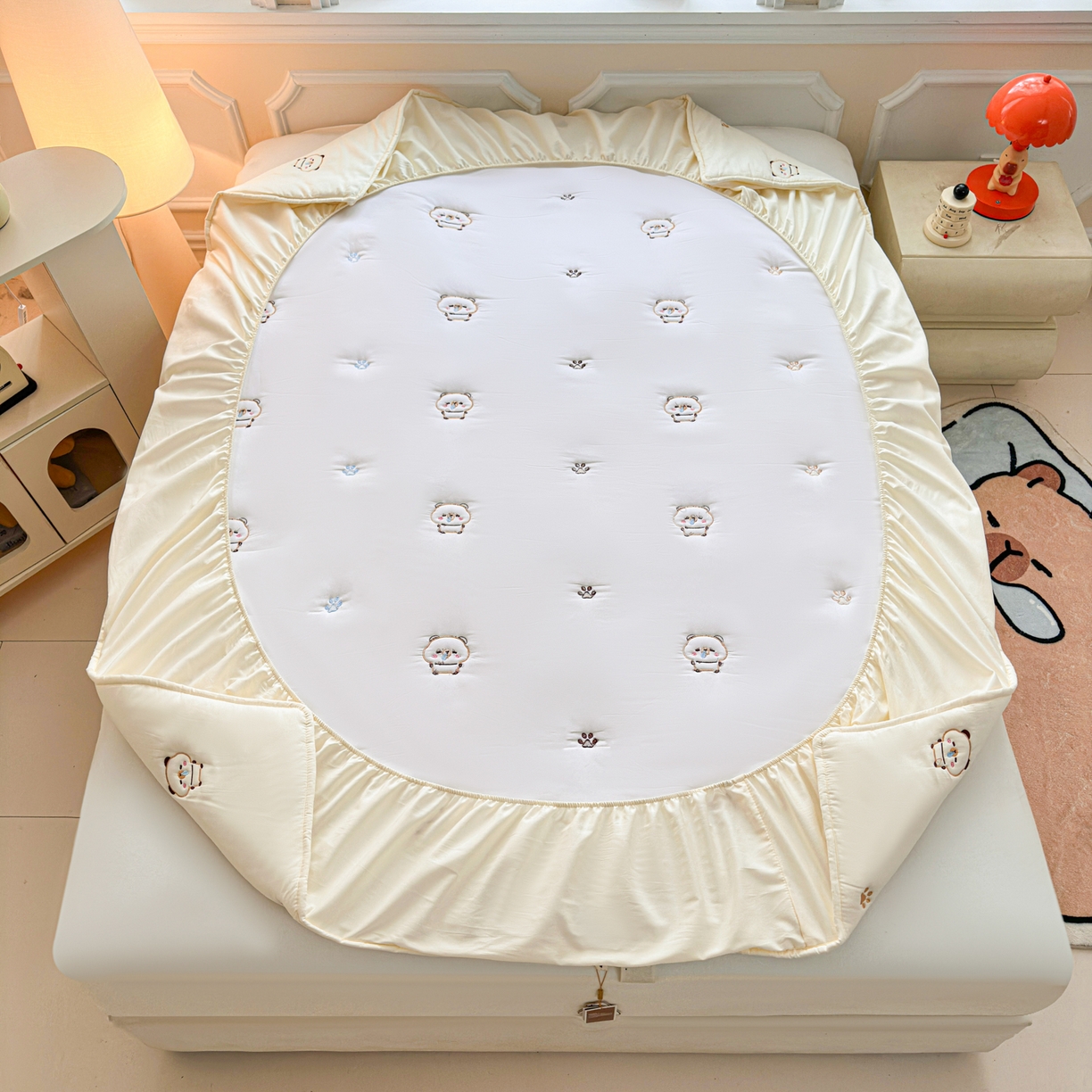 91家纺网 家纺一手货源 找家纺 糯米猪家纺 2025新款A类卡皮巴拉全棉夹棉床笠 卡皮巴拉-米色