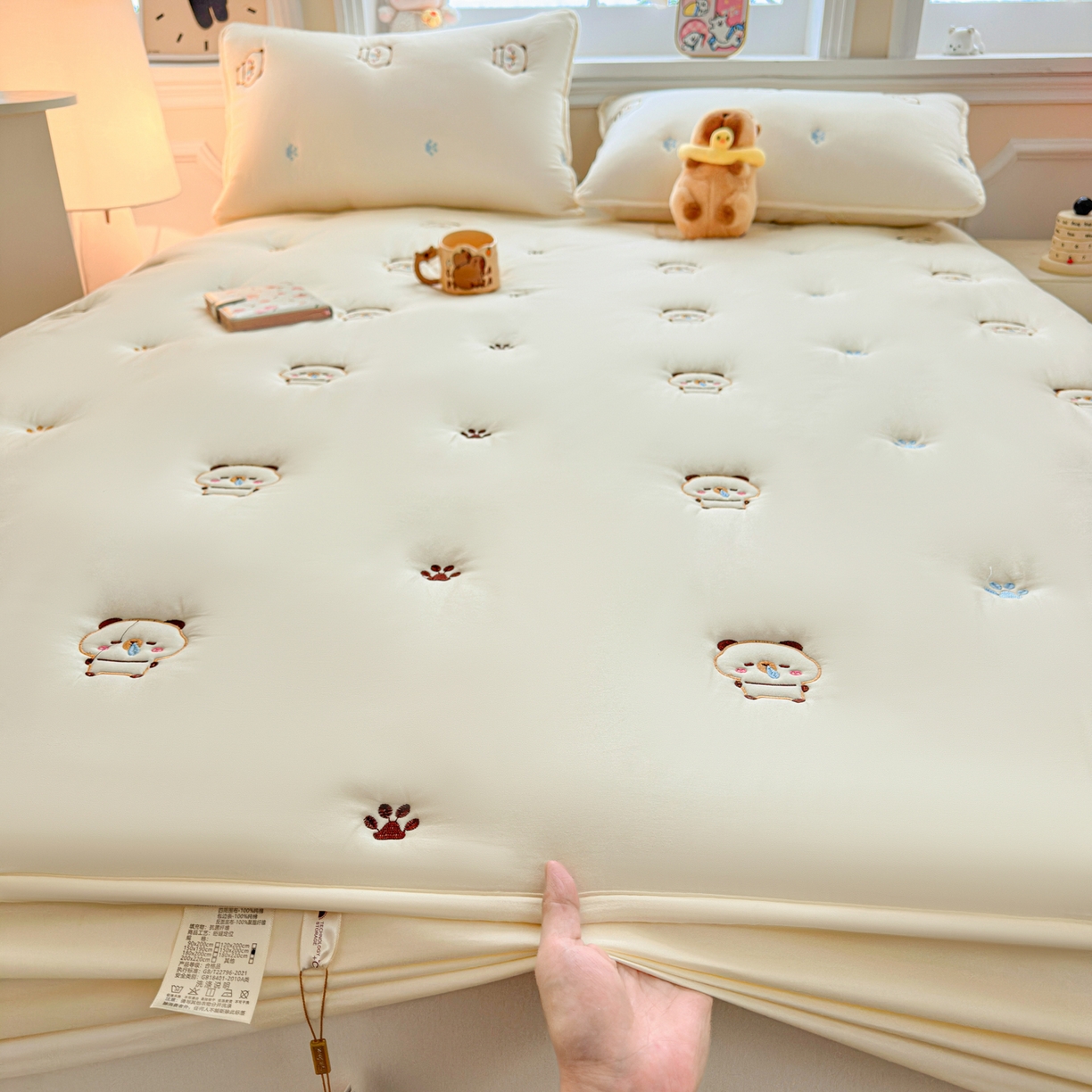 91家纺网 家纺一手货源 找家纺 糯米猪家纺 2025新款A类卡皮巴拉全棉夹棉床笠 卡皮巴拉-米色