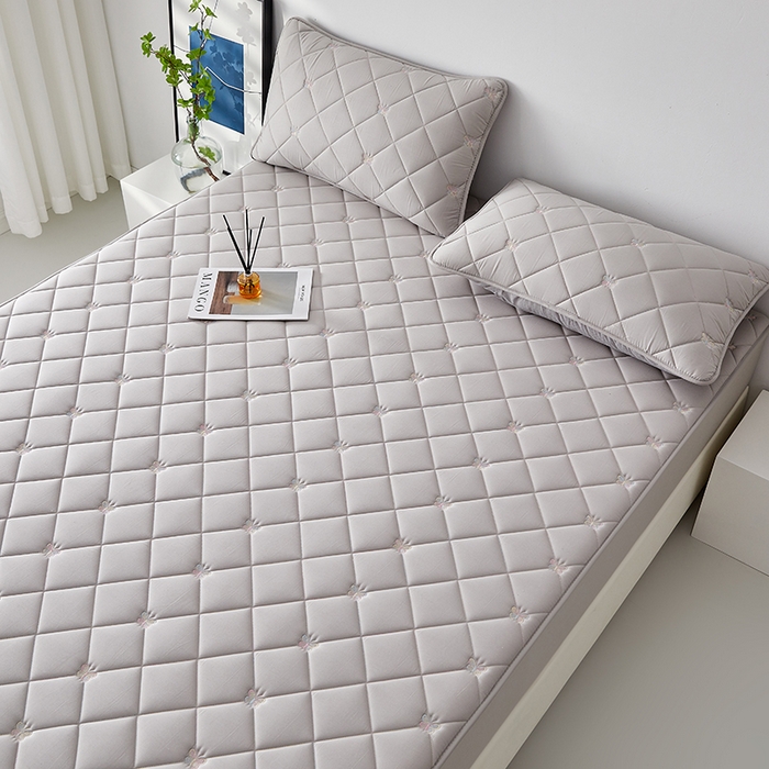 91家纺网 家纺一手货源 找家纺 红淳家纺 2025新款全棉刺绣蝴蝶款防水床笠单品床笠床笠单件 刺绣蝴蝶款-浅灰