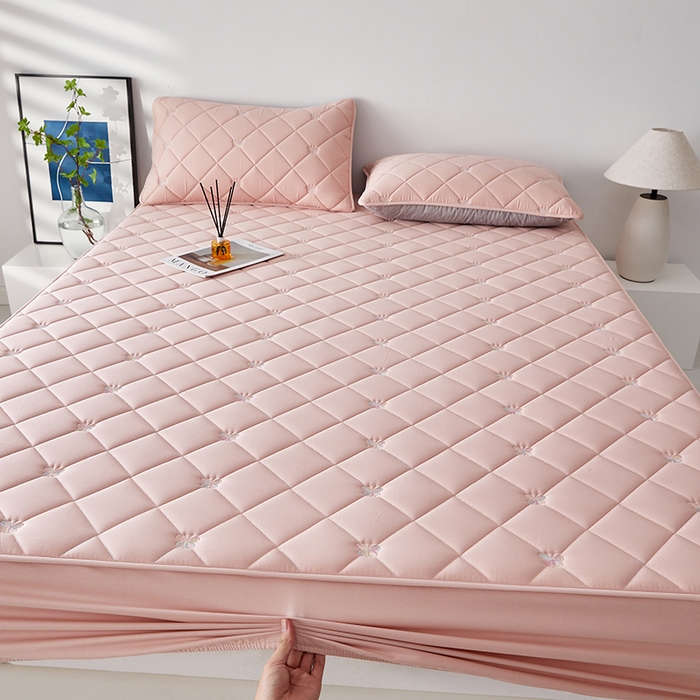 91家纺网 家纺一手货源 找家纺 红淳家纺 2025新款全棉刺绣蝴蝶款防水床笠单品床笠床笠单件 刺绣蝴蝶款-豆沙