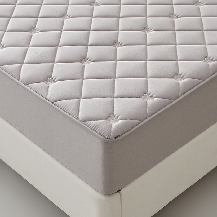 91家纺网 家纺一手货源 找家纺 红淳家纺 2025新款全棉刺绣蝴蝶款防水床笠单品床笠床笠单件 刺绣蝴蝶款-浅灰