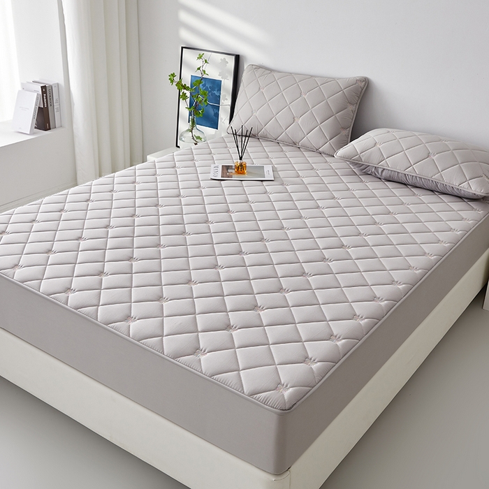 91家纺网 家纺一手货源 找家纺 红淳家纺 2025新款全棉刺绣蝴蝶款防水床笠单品床笠床笠单件 刺绣蝴蝶款-浅灰