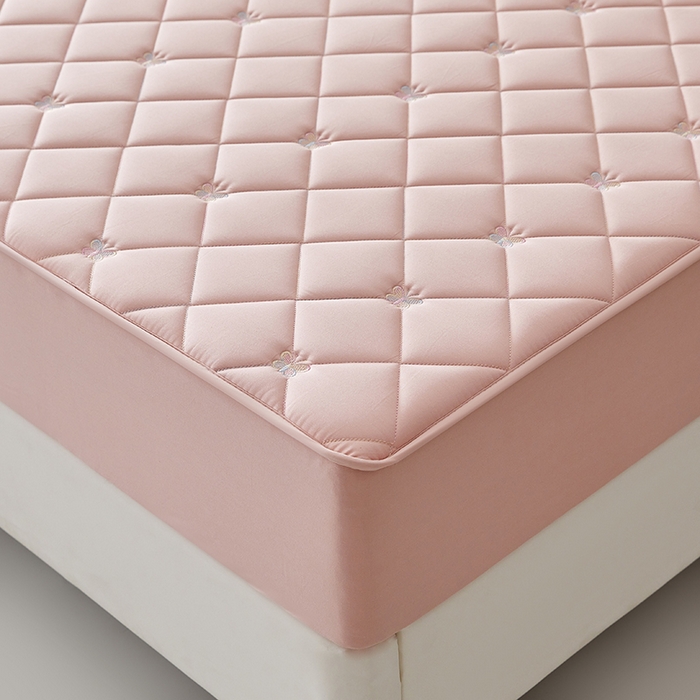 91家纺网 家纺一手货源 找家纺 红淳家纺 2025新款全棉刺绣蝴蝶款防水床笠单品床笠床笠单件 刺绣蝴蝶款-豆沙