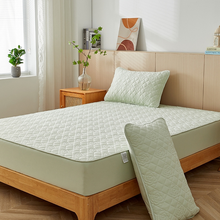 91家纺网 家纺一手货源 找家纺 红淳家纺 2025新款山茶花款防水夹棉床笠单品床笠床笠单件 山茶花-水绿