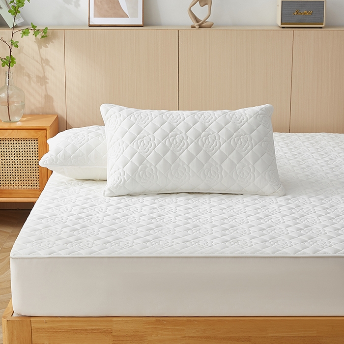 91家纺网 家纺一手货源 找家纺 红淳家纺 2025新款山茶花款防水夹棉床笠单品床笠床笠单件 山茶花-奶白