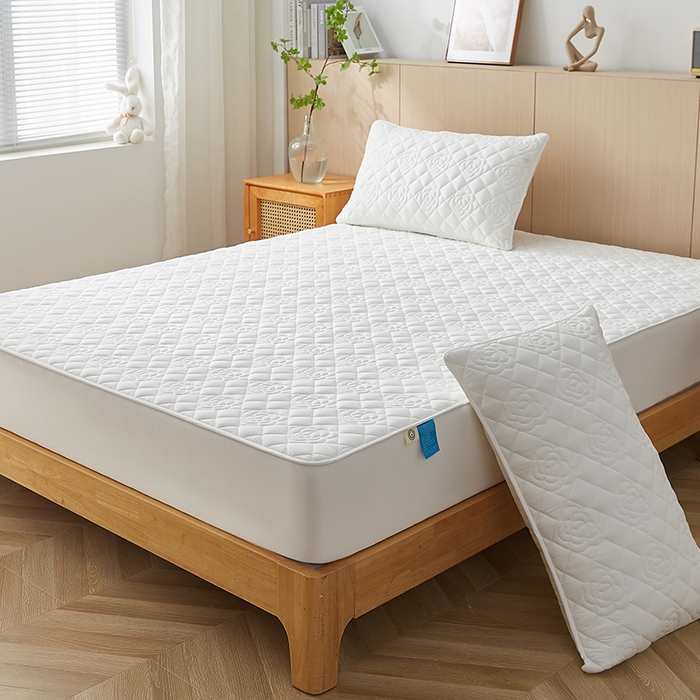 91家纺网 家纺一手货源 找家纺 红淳家纺 2025新款山茶花款防水夹棉床笠单品床笠床笠单件 山茶花-奶白