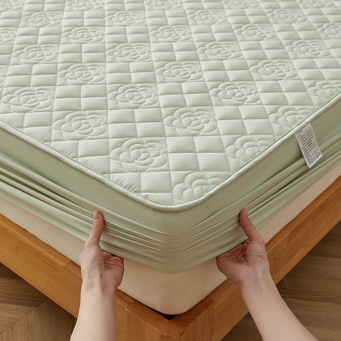 91家纺网 家纺一手货源 找家纺 红淳家纺 2025新款山茶花款防水夹棉床笠单品床笠床笠单件 山茶花-水绿