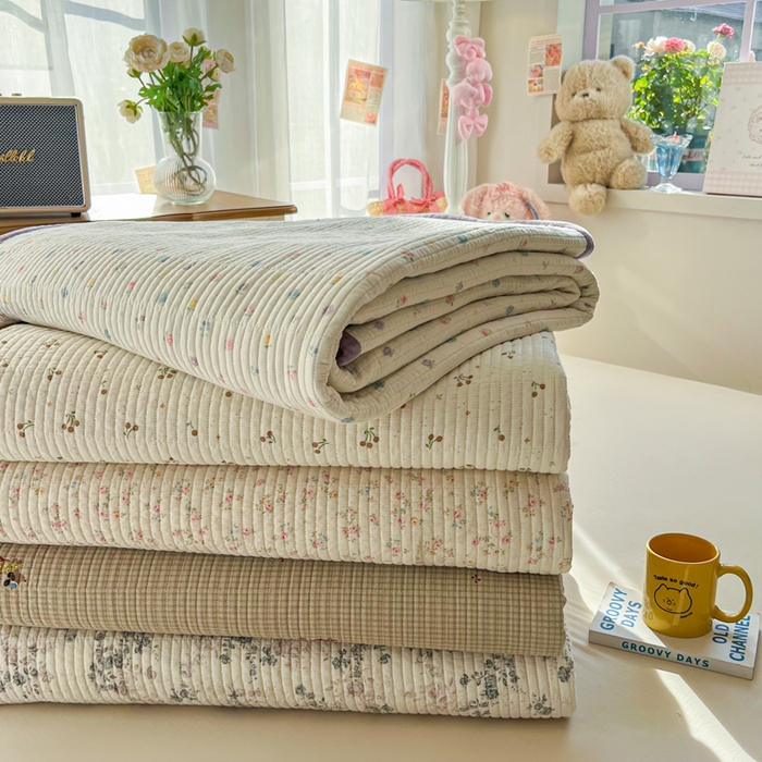 91家纺网 家纺一手货源 找家纺 （总）床盖工厂店 2025新款全棉纯棉纱布加宝宝绒填充棉花床盖三件套