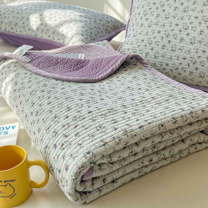 91家纺网 家纺一手货源 找家纺 床盖工厂店 2025新款全棉纯棉纱布加宝宝绒填充棉花床盖三件套 杜桑花园-灰