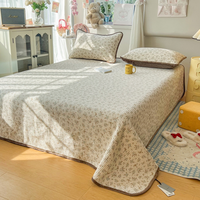 91家纺网 家纺一手货源 找家纺 床盖工厂店 2025新款全棉纯棉纱布加宝宝绒填充棉花床盖三件套 秀雅