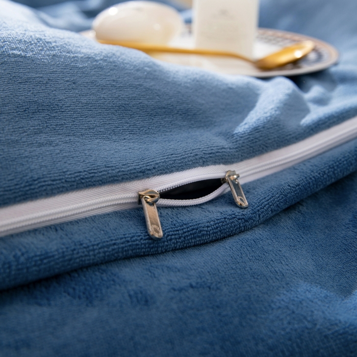 91家纺网 家纺一手货源 找家纺 （总）绒博士 2023新款舒适保暖220克牛奶绒四件套系列 罗拉