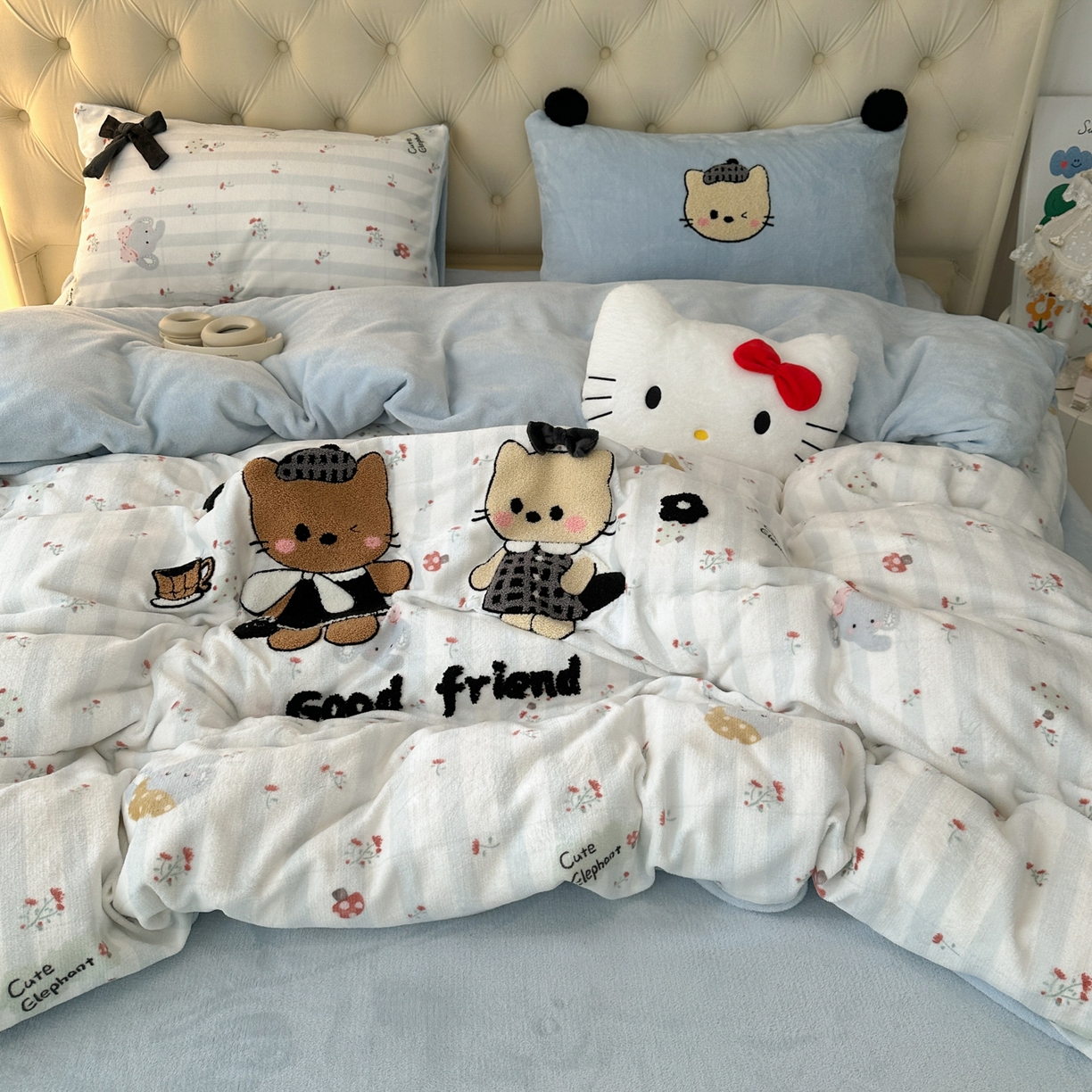 91家纺网 家纺一手货源 找家纺 子钦家纺 2025秋冬新款暗黑系小红书同款加厚牛奶绒蝴蝶结款毛巾绣床单床笠四件套-快乐兄妹场景一 快乐兄妹-好时光