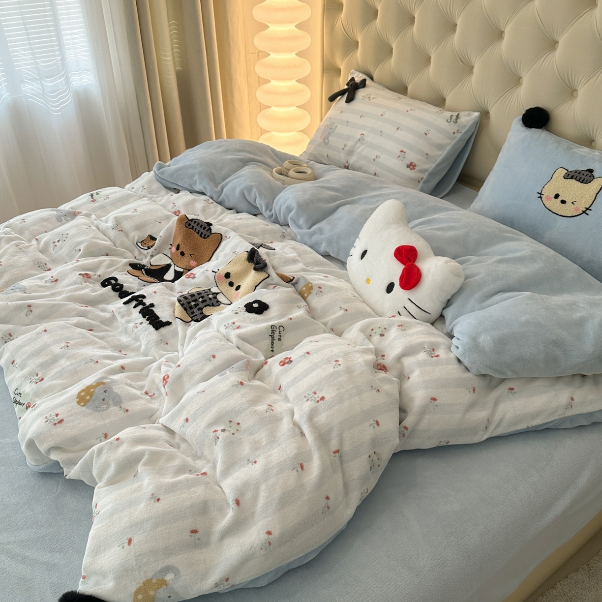 91家纺网 家纺一手货源 找家纺 子钦家纺 2025秋冬新款暗黑系小红书同款加厚牛奶绒蝴蝶结款毛巾绣床单床笠四件套-快乐兄妹场景一 快乐兄妹-好时光