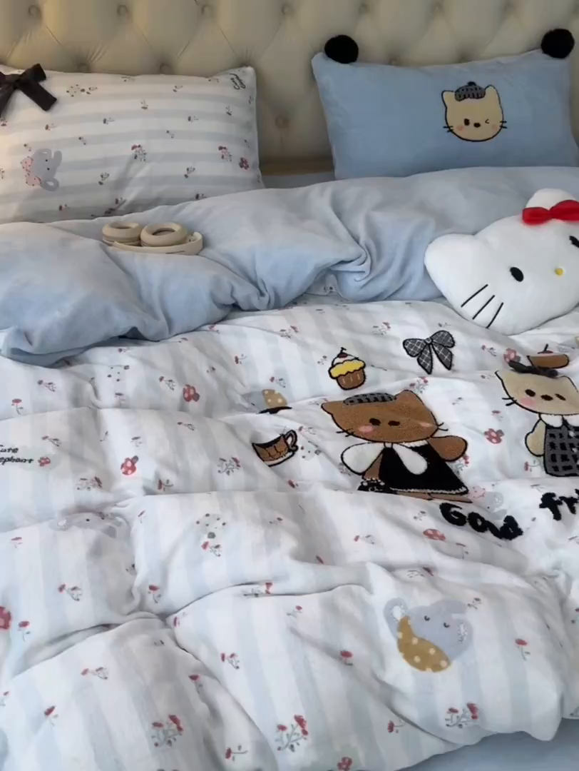 91家纺网 家纺一手货源 找家纺 子钦家纺 2025秋冬新款暗黑系小红书同款加厚牛奶绒蝴蝶结款毛巾绣床单床笠四件套-快乐兄妹场景一 快乐兄妹-好时光