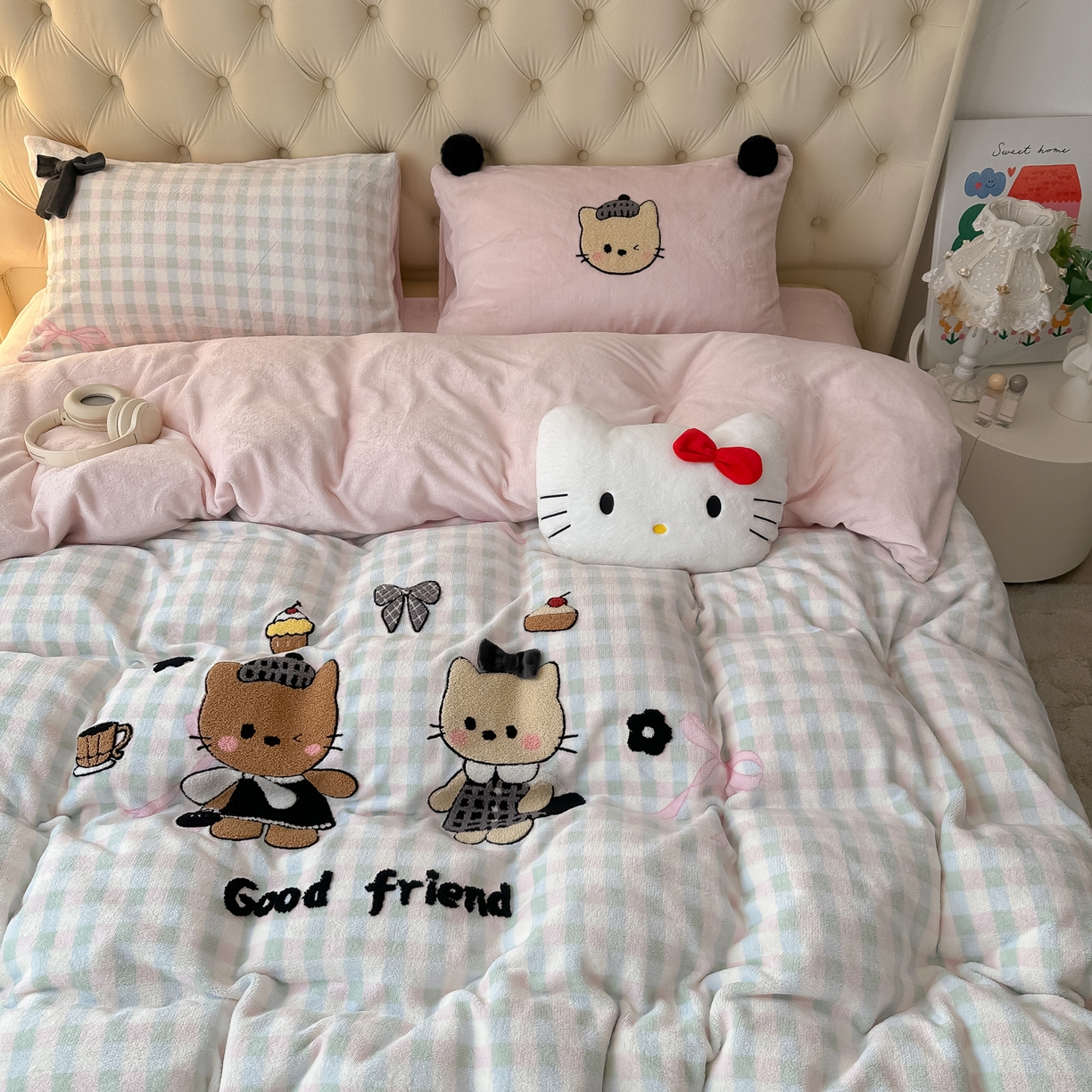 91家纺网 家纺一手货源 找家纺 子钦家纺 2025秋冬新款暗黑系小红书同款加厚牛奶绒蝴蝶结款毛巾绣床单床笠四件套-快乐兄妹场景一 快乐兄妹-仙女格