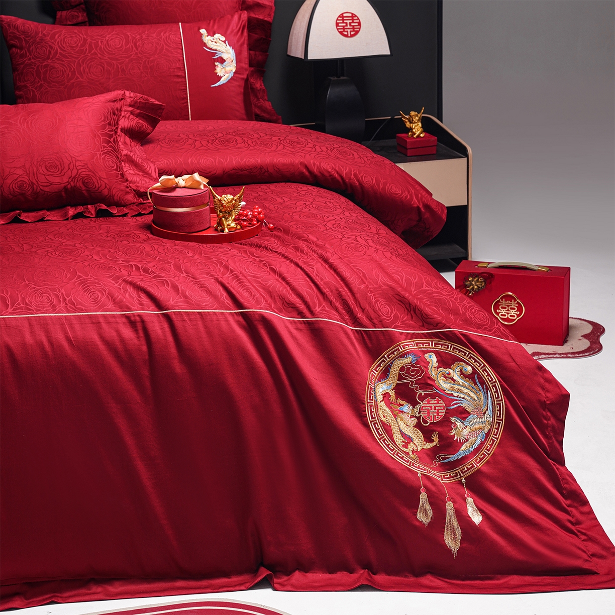 91家纺网 家纺一手货源 找家纺 （总）芊囍纺 2025新款双面长绒棉提花婚庆刺绣四件套