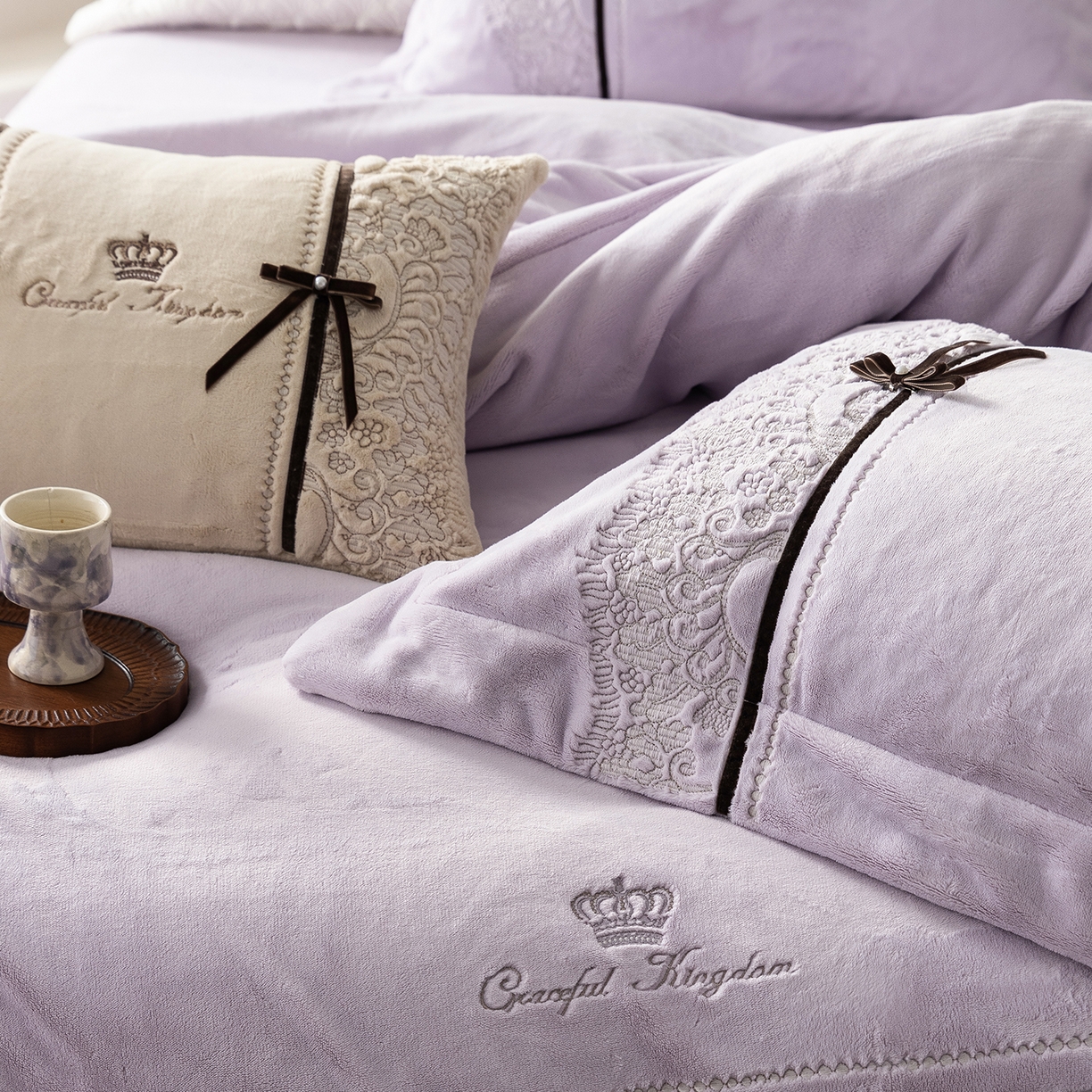 91家纺网 家纺一手货源 找家纺 （总）涞澳家纺 2025新款牛奶绒四件套-维拉诗镜