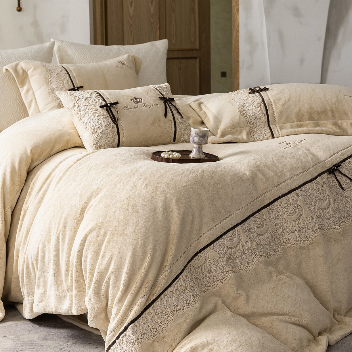 91家纺网 家纺一手货源 找家纺 涞澳家纺 2025新款牛奶绒四件套-维拉诗镜 维拉诗镜-舒芙蕾