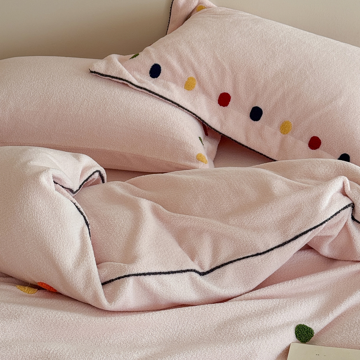 91家纺网 家纺一手货源 找家纺 涞澳家纺 2025新款半边绒四件套-月澜绘梦 月澜绘梦-粉