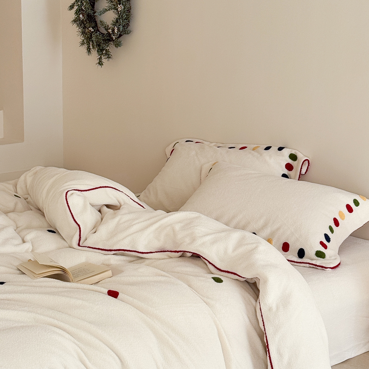 91家纺网 家纺一手货源 找家纺 涞澳家纺 2025新款半边绒四件套-月澜绘梦 月澜绘梦-白