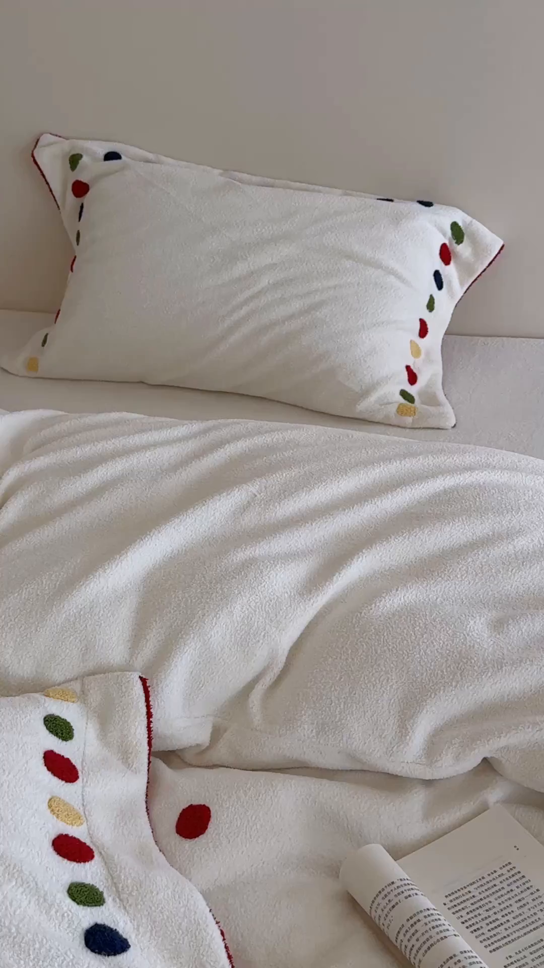 91家纺网 家纺一手货源 找家纺 涞澳家纺 2025新款半边绒四件套-月澜绘梦 月澜绘梦-白