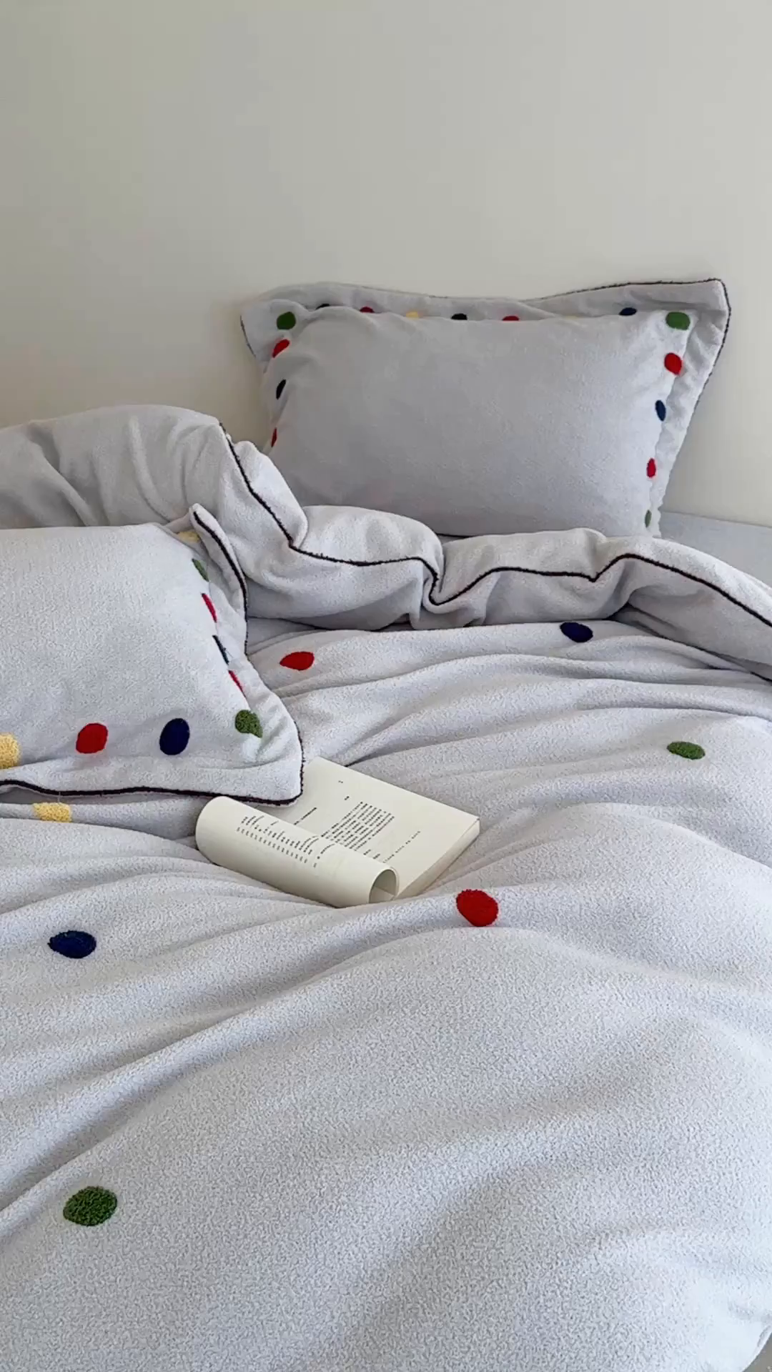 91家纺网 家纺一手货源 找家纺 涞澳家纺 2025新款半边绒四件套-月澜绘梦 月澜绘梦-灰