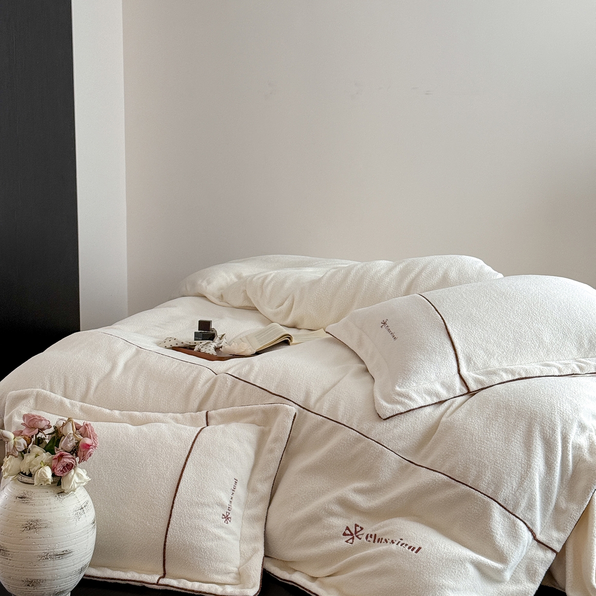 91家纺网 家纺一手货源 找家纺 （总）涞澳家纺 2025新款半边绒四件套-柔光梦境