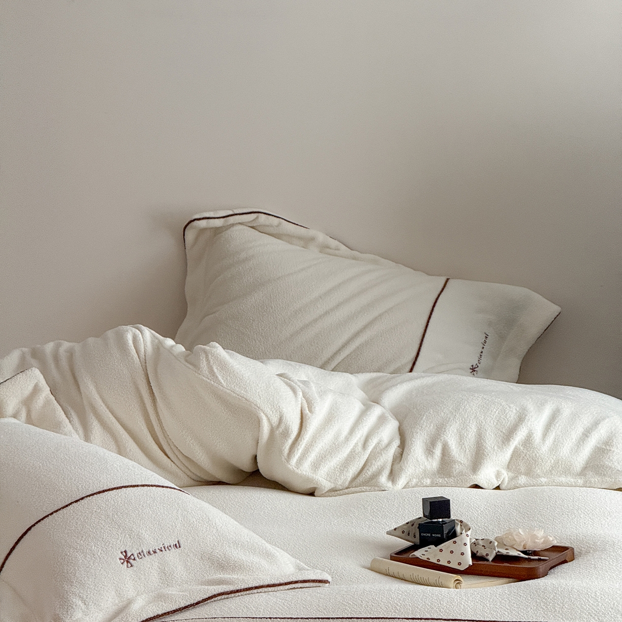 91家纺网 家纺一手货源 找家纺 （总）涞澳家纺 2025新款半边绒四件套-柔光梦境