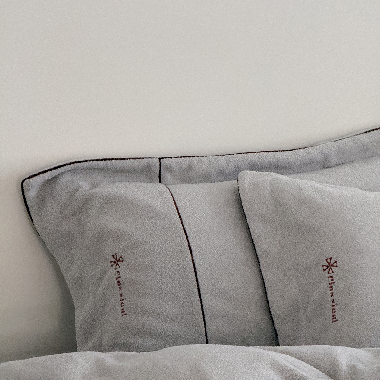 91家纺网 家纺一手货源 找家纺 涞澳家纺 2025新款半边绒四件套-柔光梦境 柔光梦境-灰