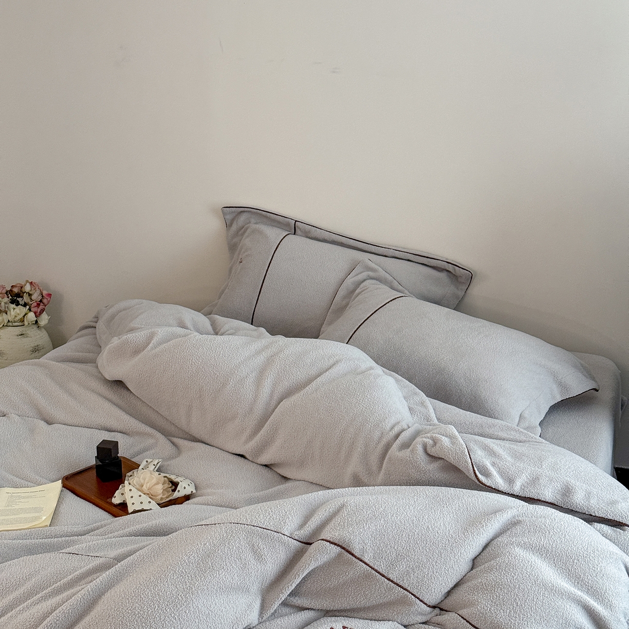 91家纺网 家纺一手货源 找家纺 涞澳家纺 2025新款半边绒四件套-柔光梦境 柔光梦境-灰