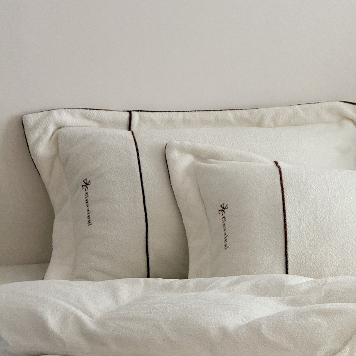 91家纺网 家纺一手货源 找家纺 涞澳家纺 2025新款半边绒四件套-柔光梦境 柔光梦境-白