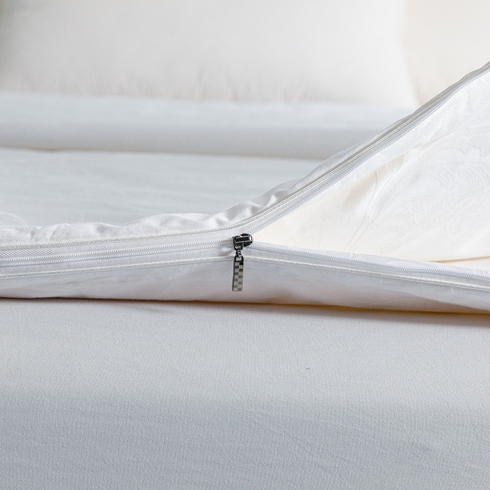 91家纺网 家纺一手货源 找家纺 茧月家纺 2025新款拉链款二合一蚕丝子母被被子被芯 白色