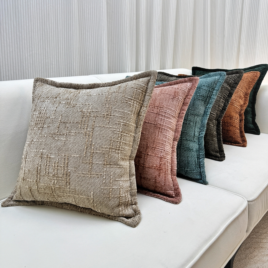 91家纺网 家纺一手货源 找家纺 （总）爱家居 2025新款跨境亚马逊加厚双面雪尼尔宽边枕套美式压边抱枕客厅纯色靠垫