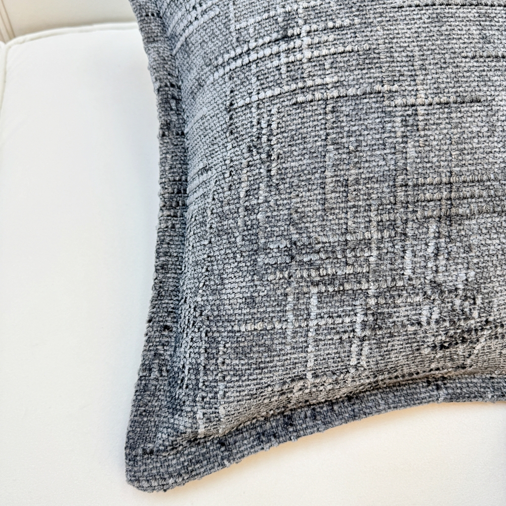 91家纺网 家纺一手货源 找家纺 爱家居 2025新款跨境亚马逊加厚双面雪尼尔宽边枕套美式压边抱枕客厅纯色靠垫 宽边雪尼尔—时尚灰