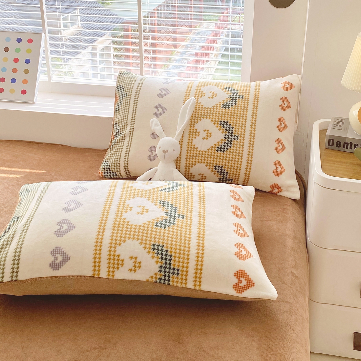 91家纺网 家纺一手货源 找家纺 金鑫汇家纺 2025年加厚高克重A类牛奶绒单枕套 同心千鸟格