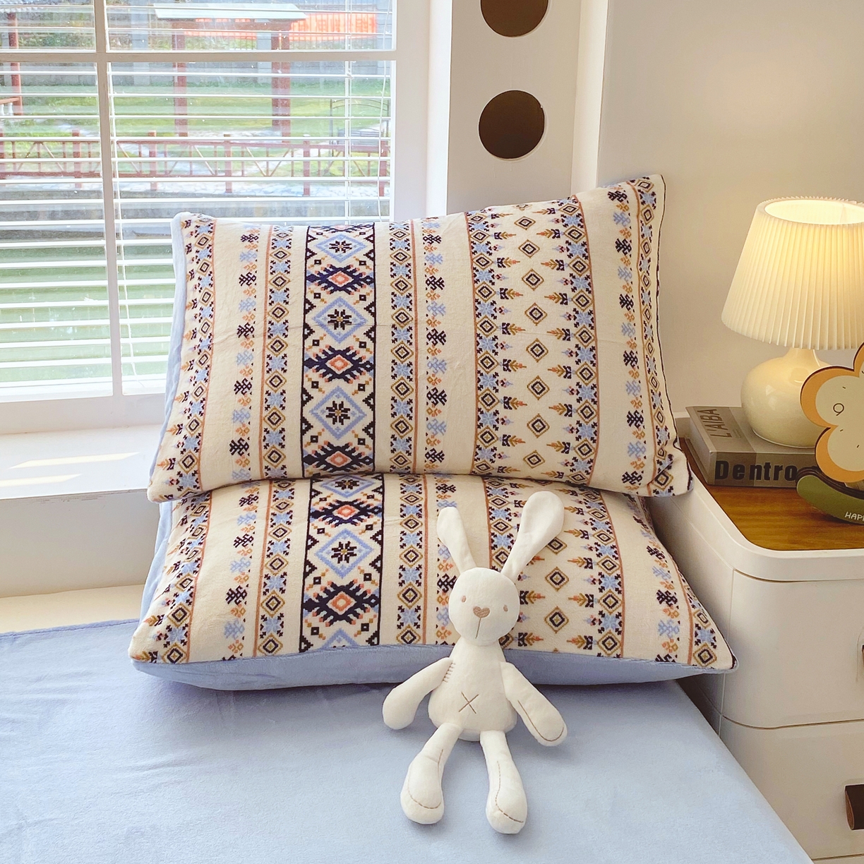 91家纺网 家纺一手货源 找家纺 金鑫汇家纺 2025年加厚高克重A类牛奶绒单枕套 波西米亚